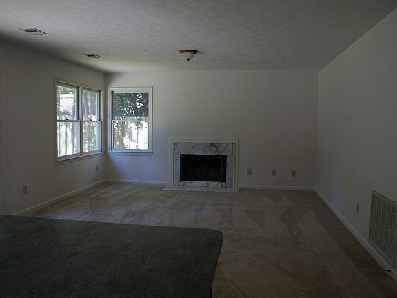 2nd image of 4617 Fieldmoor Dr