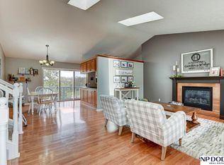 860 N 10th Ave, Blair, NE 68008
