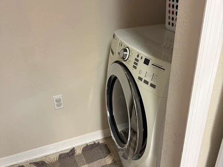 1300 Eastern Pecan Pl #1-107 — Photo 33