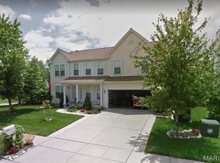 930 Holliday Dr, Fairview Heights, IL 62208