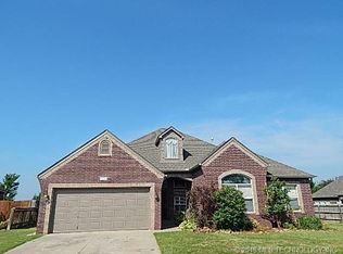 1200 E Canton St S, Broken Arrow, OK 74012