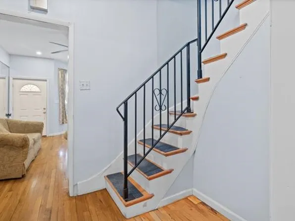 74 Atlantic Street image 5 of 37