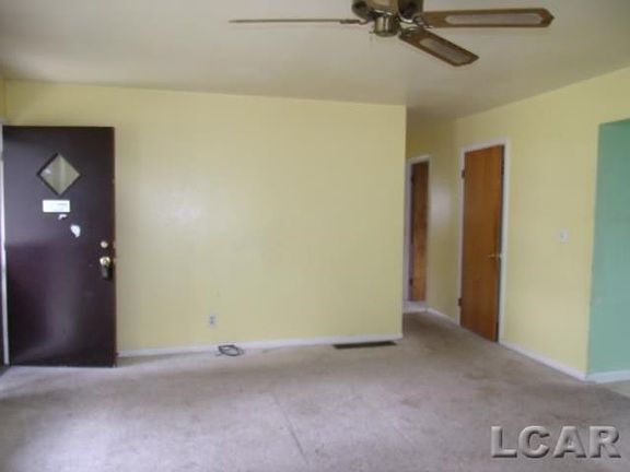 4th image of 3613 Noland Dr