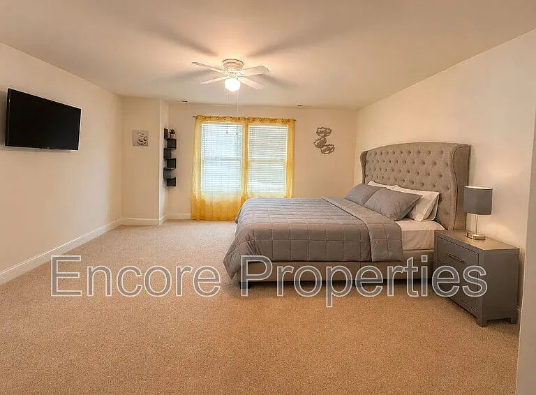 1617 Maddox Park Dr — Photo 5
