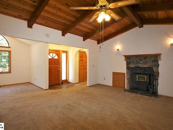 5th image of 16778 Hillside Dr