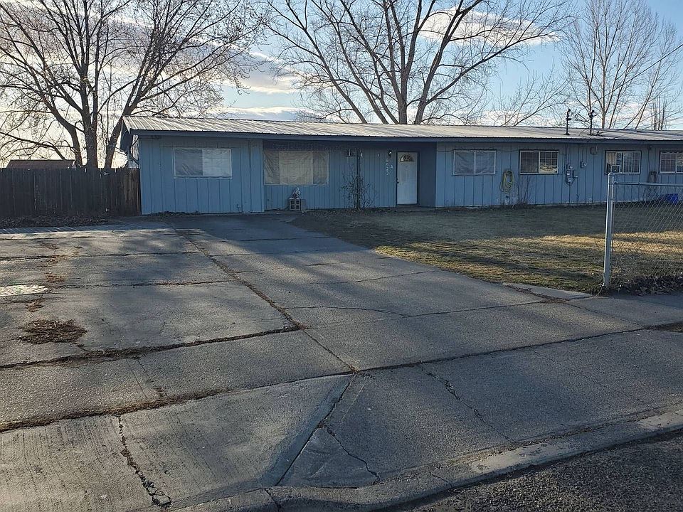 1st image of 8923 Travis Dr
