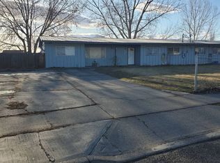8923 Travis Dr, Moses Lake, WA 98837