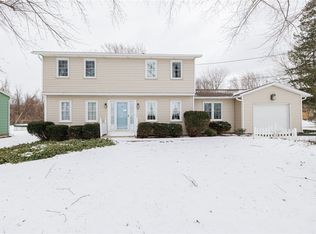 40 Bailey Rd, Hilton, NY 14468