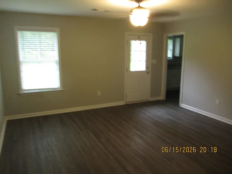 3528 Moss Island Ct — Photo 7