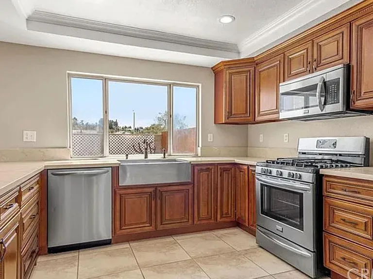 30321 Sierra Madre Dr — Photo 5