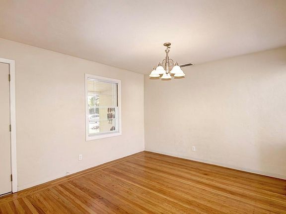 5th image of 3724 57th St