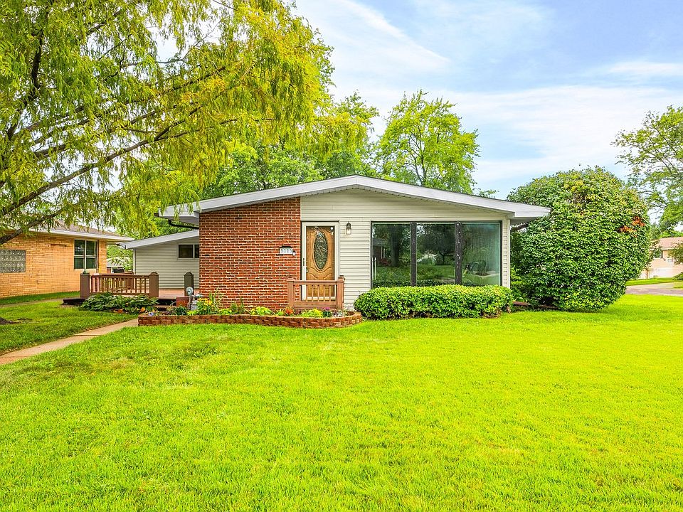 1st image of 5115 N Graceland Dr
