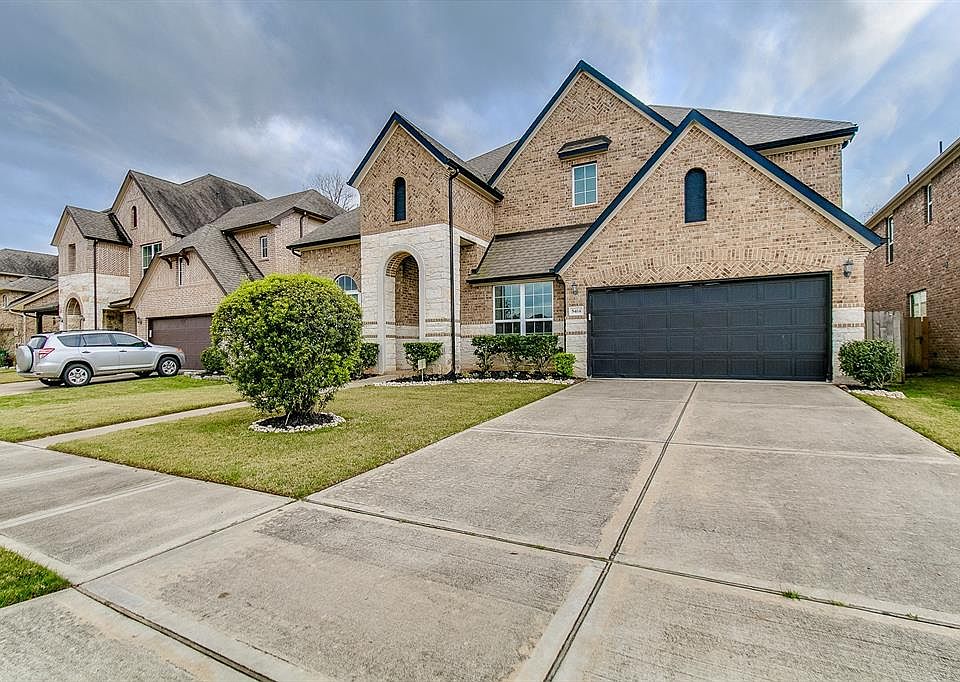 1st image of 5414 Belle Manor Ln