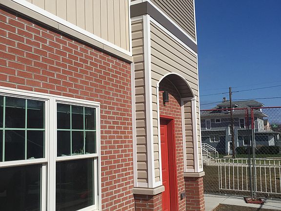3rd image of 2686 Peach St