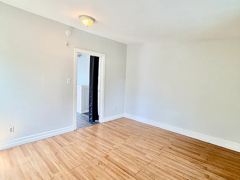 1514 Arrott St #3 — Photo 6