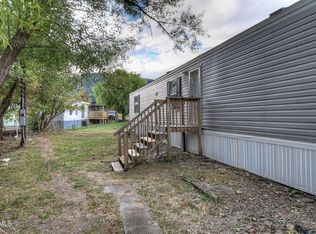 120 Walker Ln, Erwin, TN 37650