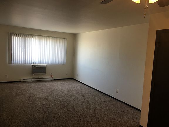 4th image of 841-843 Eastern Ave #5