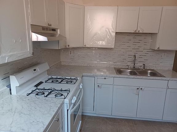 5th image of 10 N Lombardy St #1