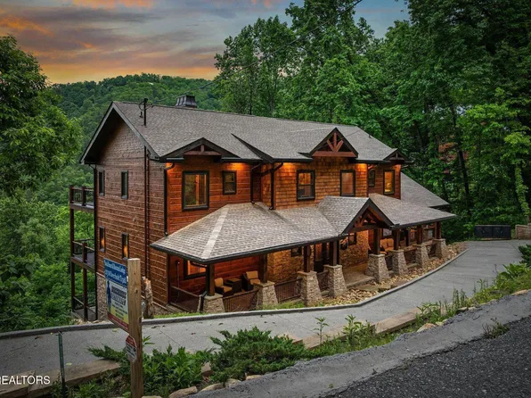 2778 Overholt Trl, Sevierville, TN 37862