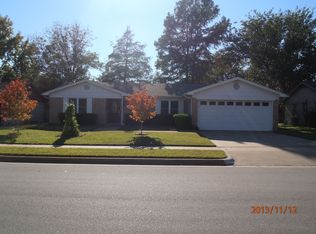 309 NW Suzanne Ter, Burleson, TX 76028