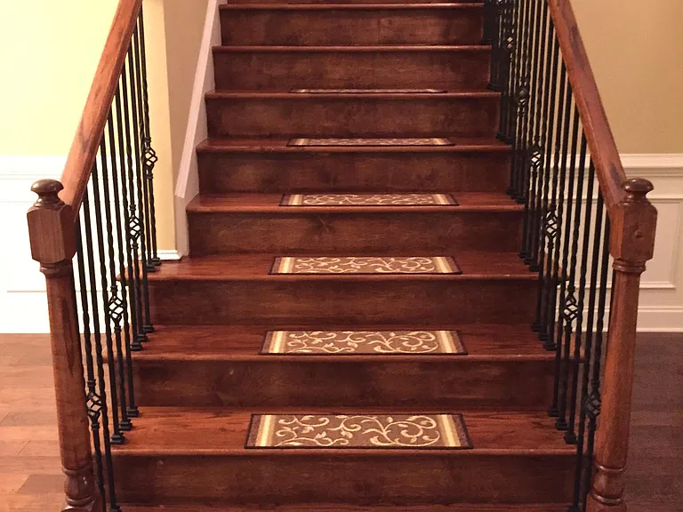 319 Haywood Dr — Photo 21