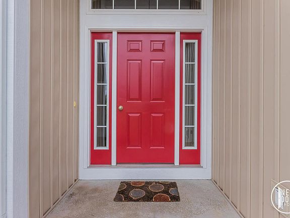 5th image of 8884 Amethyst Dr