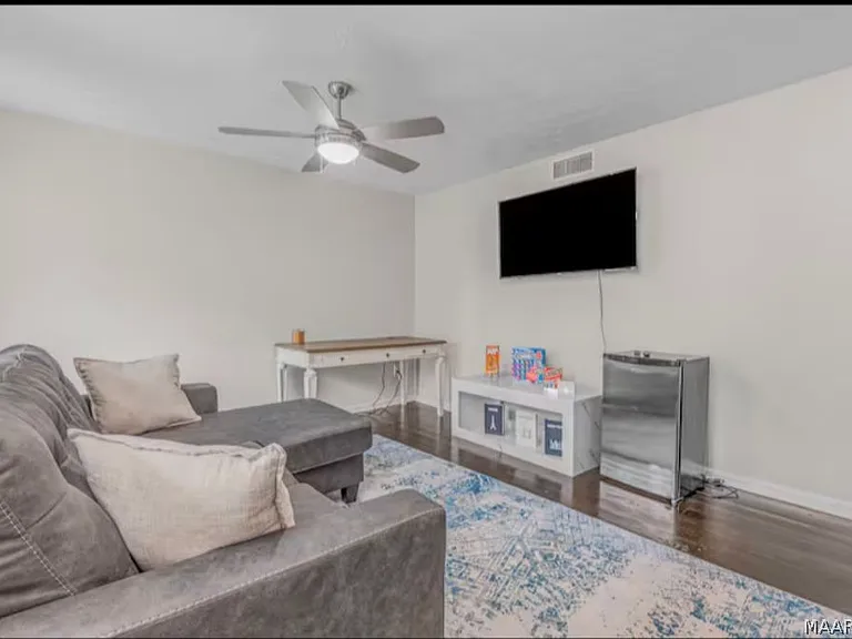 14 Creek Dr — Photo 9