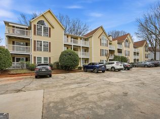 561 Cobblestone Trl, Avondale Estates, GA