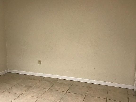 5th image of 10 Balsam Dr APT C