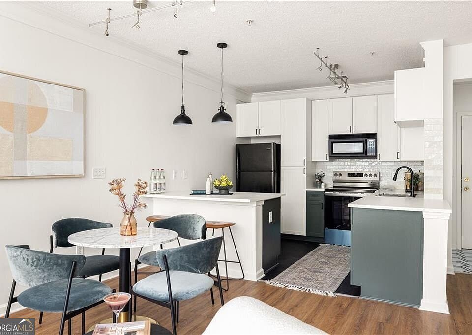 1st image of 400 17th St NW #1281