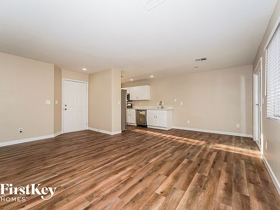 2nd image of 5208 Turtle Reef Way