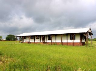 1200 Apache Dr, De Leon, TX 76444