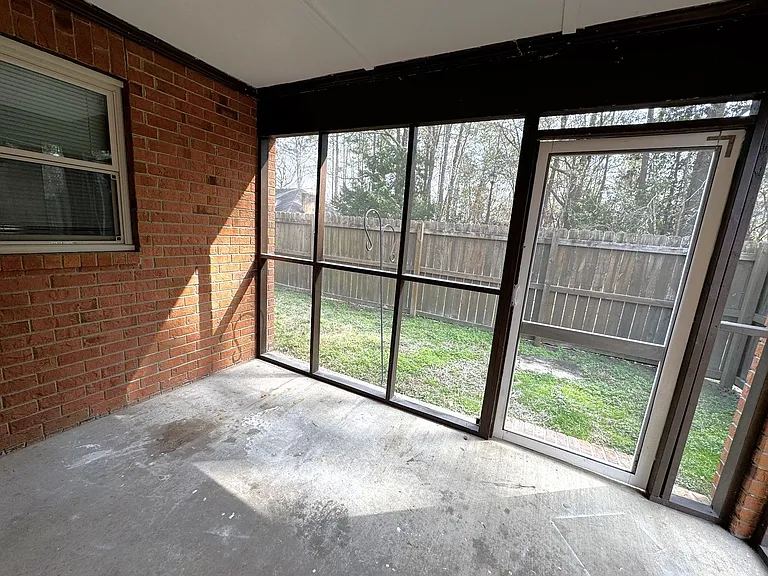 46 Sagebrush Apts — Photo 14