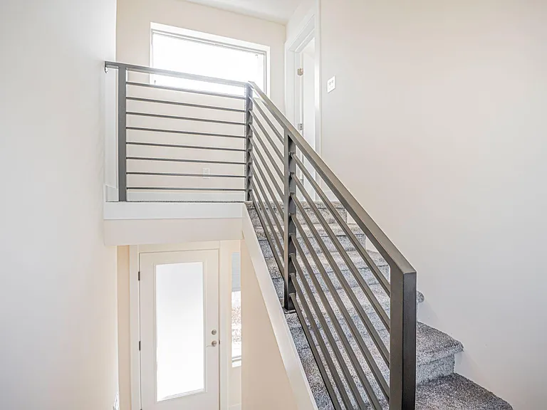 4253 S Spencer St — Photo 15