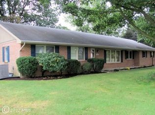 10064 McCreary Rd, Shippensburg, PA 17257