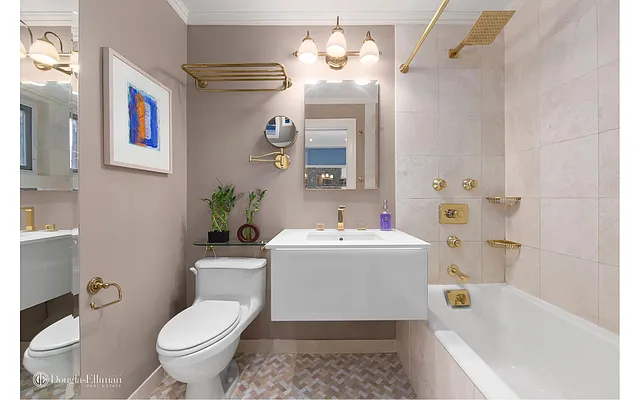 Sold by Douglas Elliman | media 35