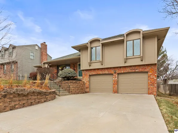 16630 Martha Cir, Omaha, NE 68130