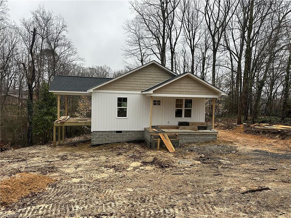 1st image of 1515 Shamrock Rd