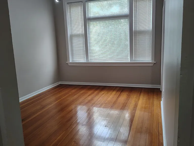 2955 N Spaulding Ave #2F — Photo 8