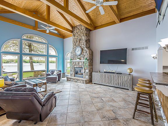 4th image of 5256 Edgelake Dr