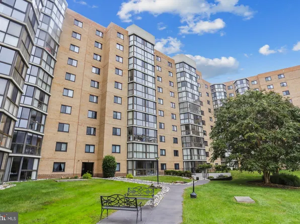 3330 N Leisure World Blvd #5-722, Silver Spring, MD 20906