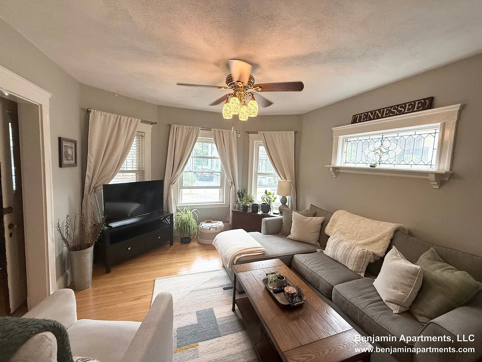 2 bed, 1200 sqft, $3,500 — Photo 3
