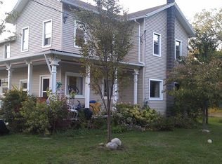 7774 Hickory Bottom Rd, Naples, NY 14512