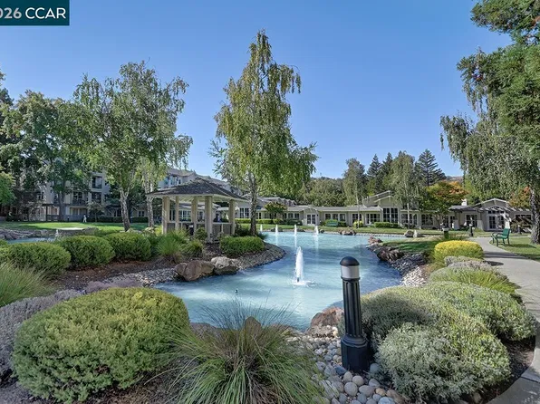 1860 Tice Creek Dr APT 1218, Walnut Creek, CA 94595