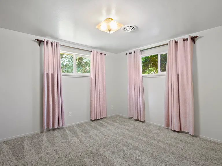 680 Borah Ave — Photo 26