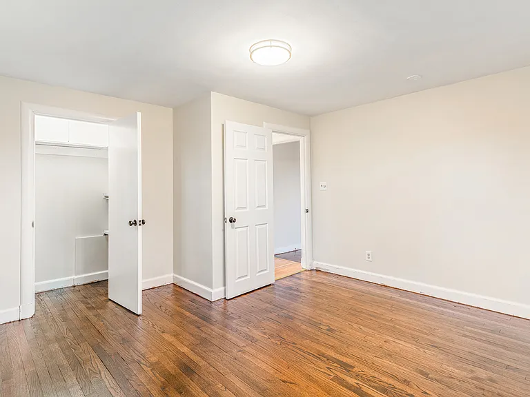 119 Green St — Photo 7
