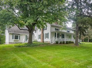 41666 W Nine Mile Rd, Novi, MI 48375