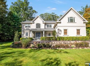 7 Brookside Dr, Upper Saddle River, NJ 07458