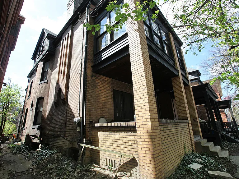 714 Filbert St #1 — Photo 3