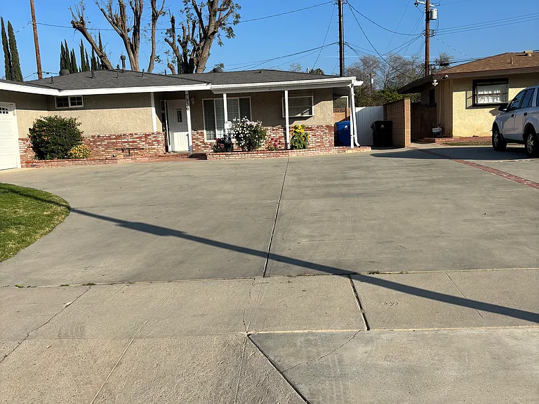 7936 Ducor Ave — Photo 2